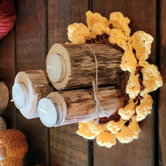 Set of 3 Natural Wood tealight holders - Picture 4 of 7